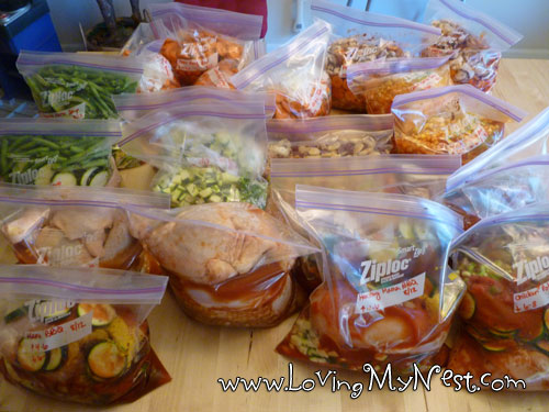 https://lovingmynest.com/wp-content/uploads/2012/07/Crock-pot-freezer-meals.jpg
